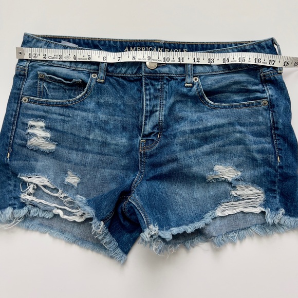 American Eagle Outfitters Blue Distressed Denim Shorts - Picture 4 of 5